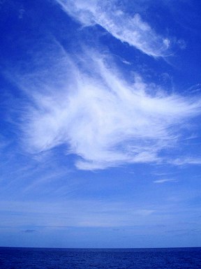 石垣島の雲1