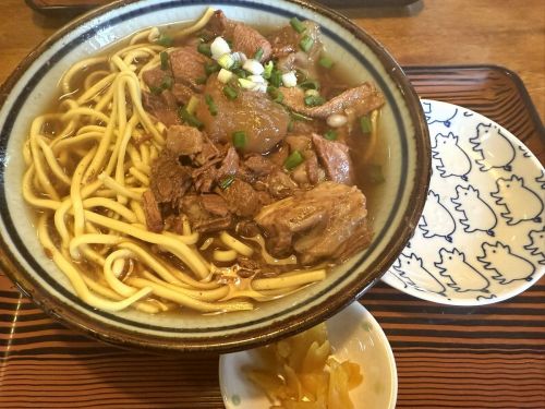 一休食堂牛そば